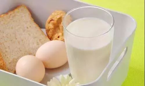 原来,牛奶鸡蛋并不是最好的早餐!这些错误你犯了不止一次 .